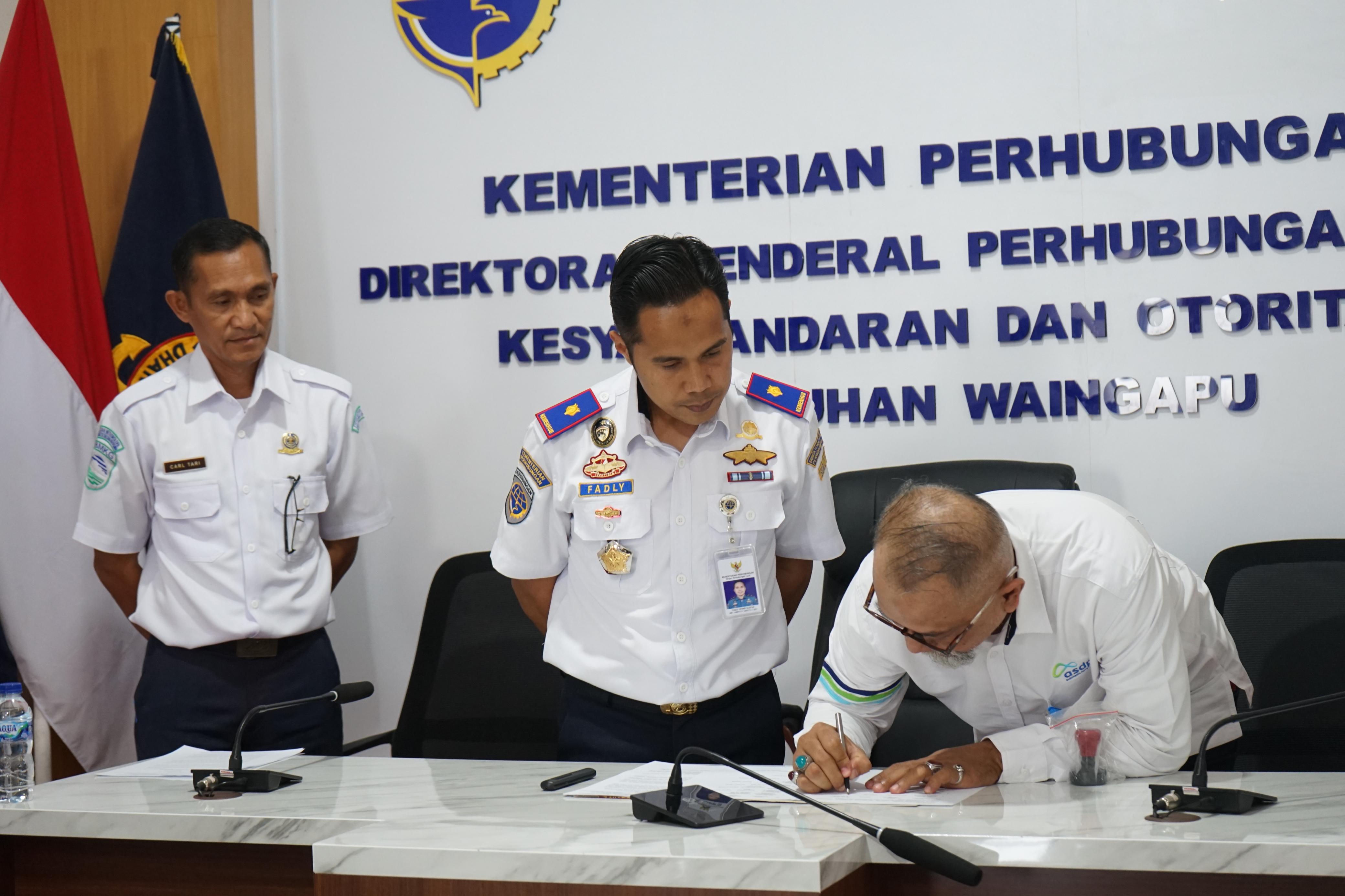 KSOP Waingapu Tindaklanjuti Kebijakan Ditjen Hubla, Perkuat Pemeriksaan Mandiri, Latihan Kondisi Darurat, dan Komitmen Integritas Keselamatan Pelayaran